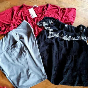 Womens Bundle OLD NAVY and IN' VOLAND Tops and Shorts Lot Plus Size